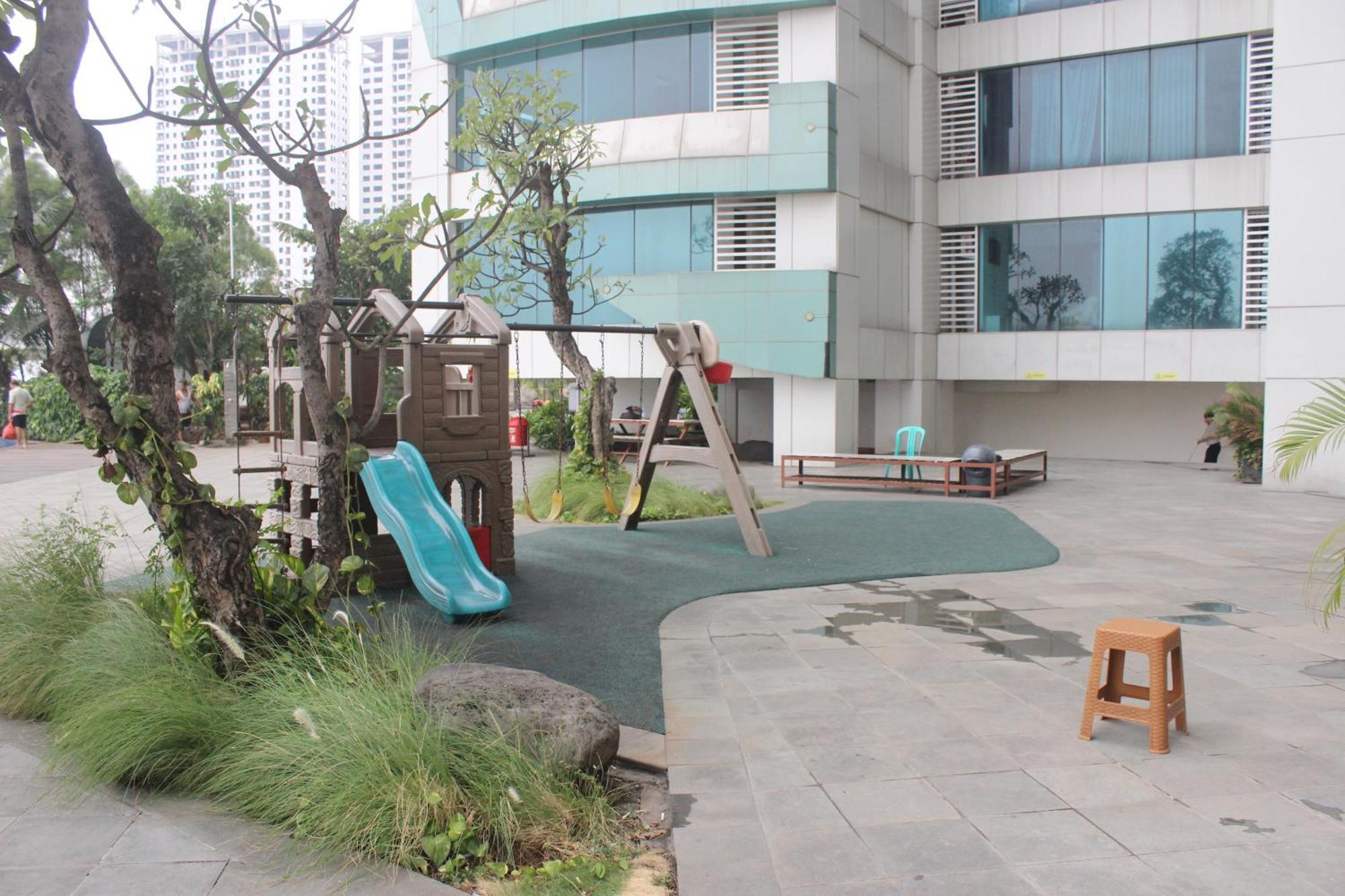 Cozy Grand Kamala Lagoon By Pelita Property Bekasi Exterior photo
